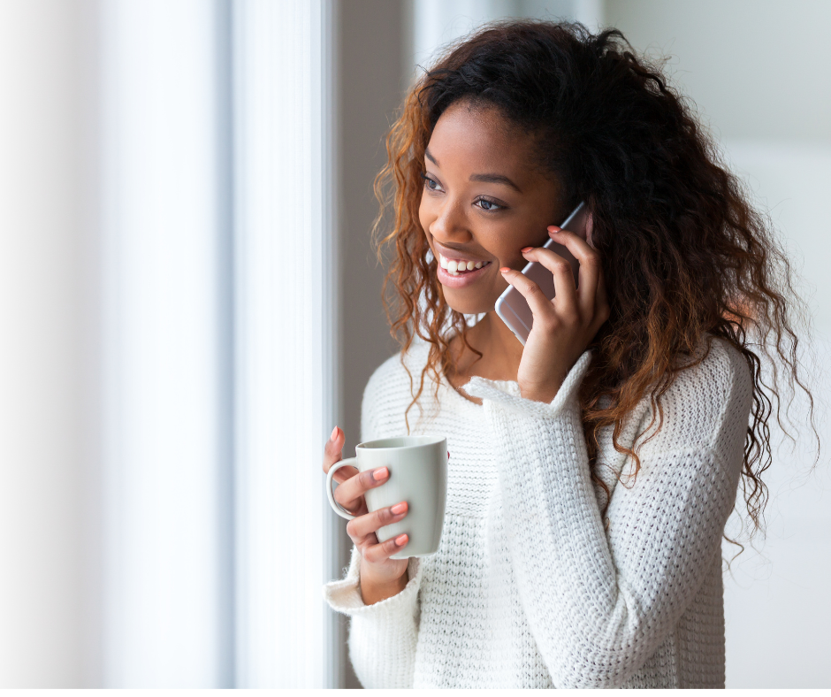 Copy of Untitled Design (15) SLP telling her friend about the SLK Curriculum and how much time she saved on therapy planning